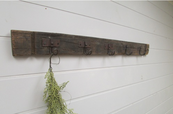 30 " 5 Hook Wall Reclaimed Wood Rack